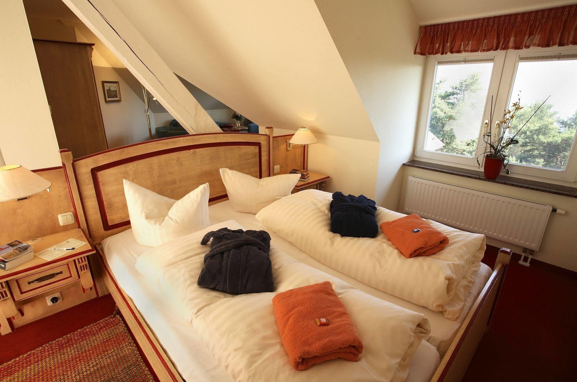 Vineta Strandhotels Цинновиц Экстерьер фото